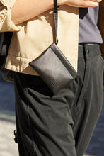 Lade das Bild in den Galerie-Viewer, Facecayz Model 2 - Maskentasche, Maskenaufbewahrung, Maskenschutz, Mundschutz