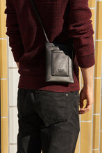 Lade das Bild in den Galerie-Viewer, Facecayz Model 1 - Maskentasche, Maskenaufbewahrung, Maskenschutz, Mundschutz